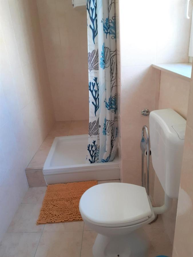 Apartment Zlata ราบ ภายนอก รูปภาพ