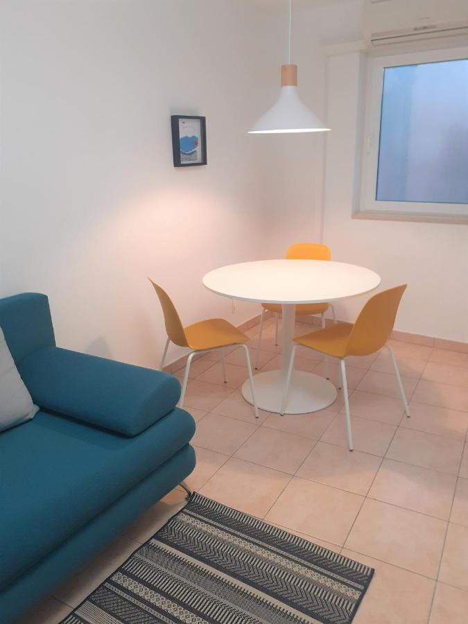 Apartment Zlata ราบ ภายนอก รูปภาพ